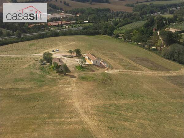 Rustico/Casale in vendita a Massa Martana